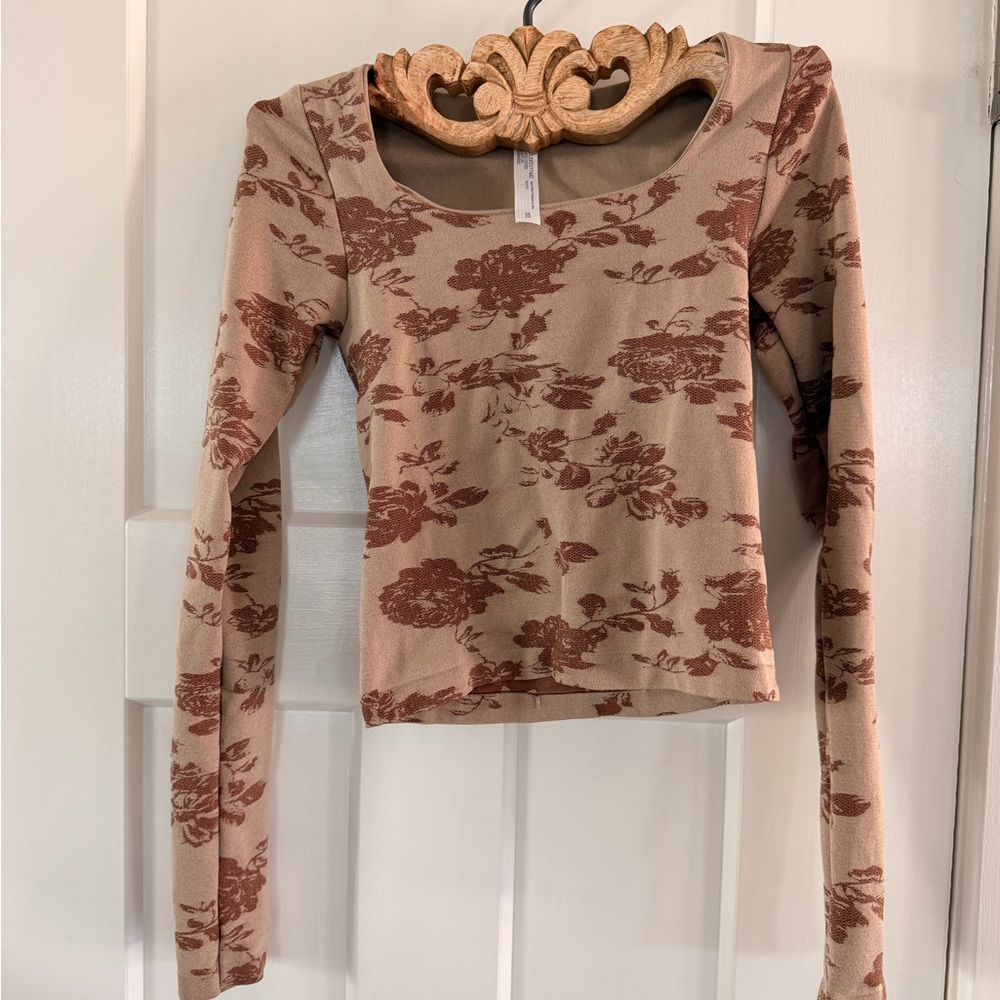 Altar'd State Beige and Rust Floral Long Sleeve Crop Top